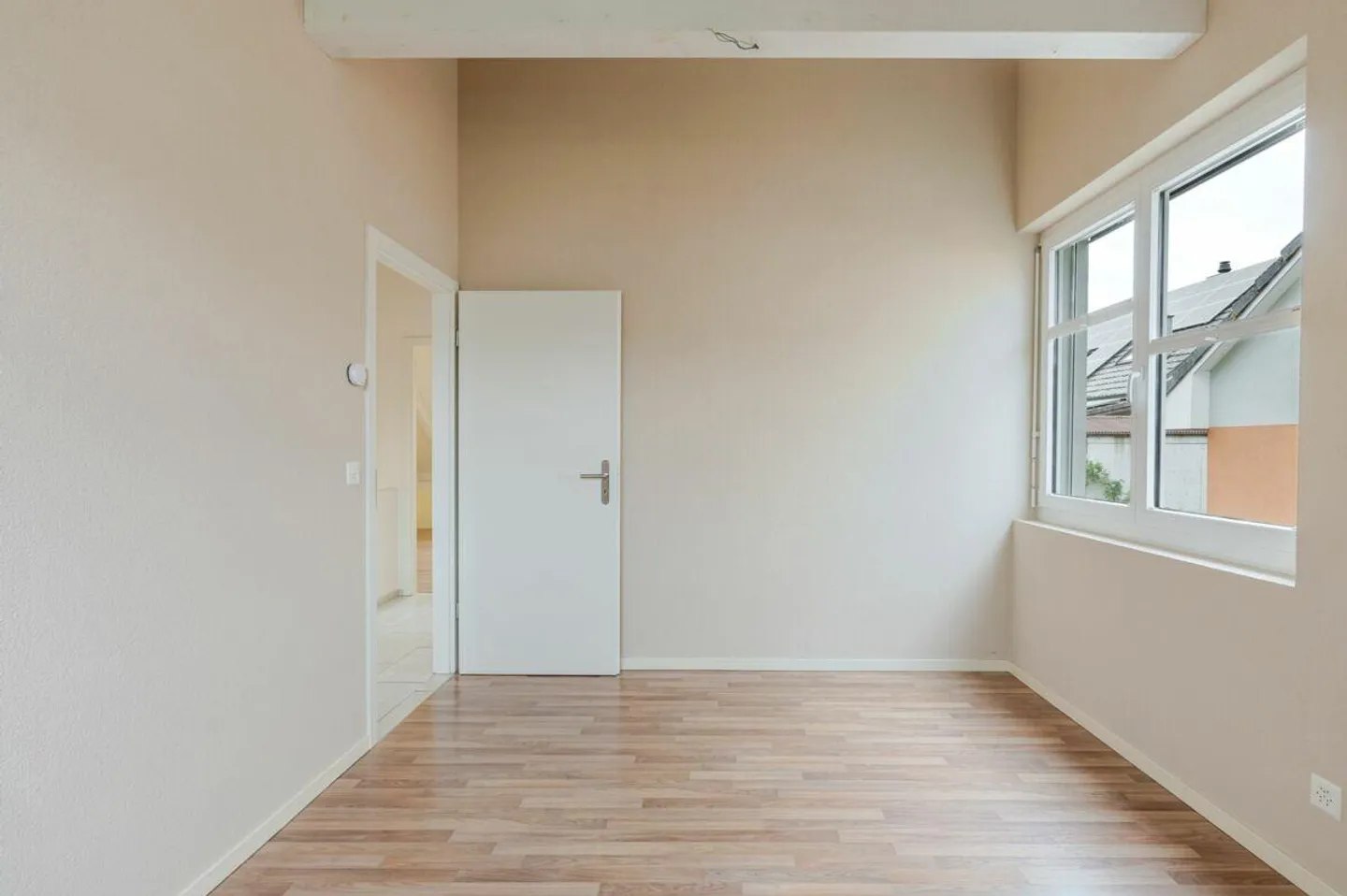 Modern 4.5 Z' Corner Single Family Home with Hobby Room and EHP - Photo 10 of 14