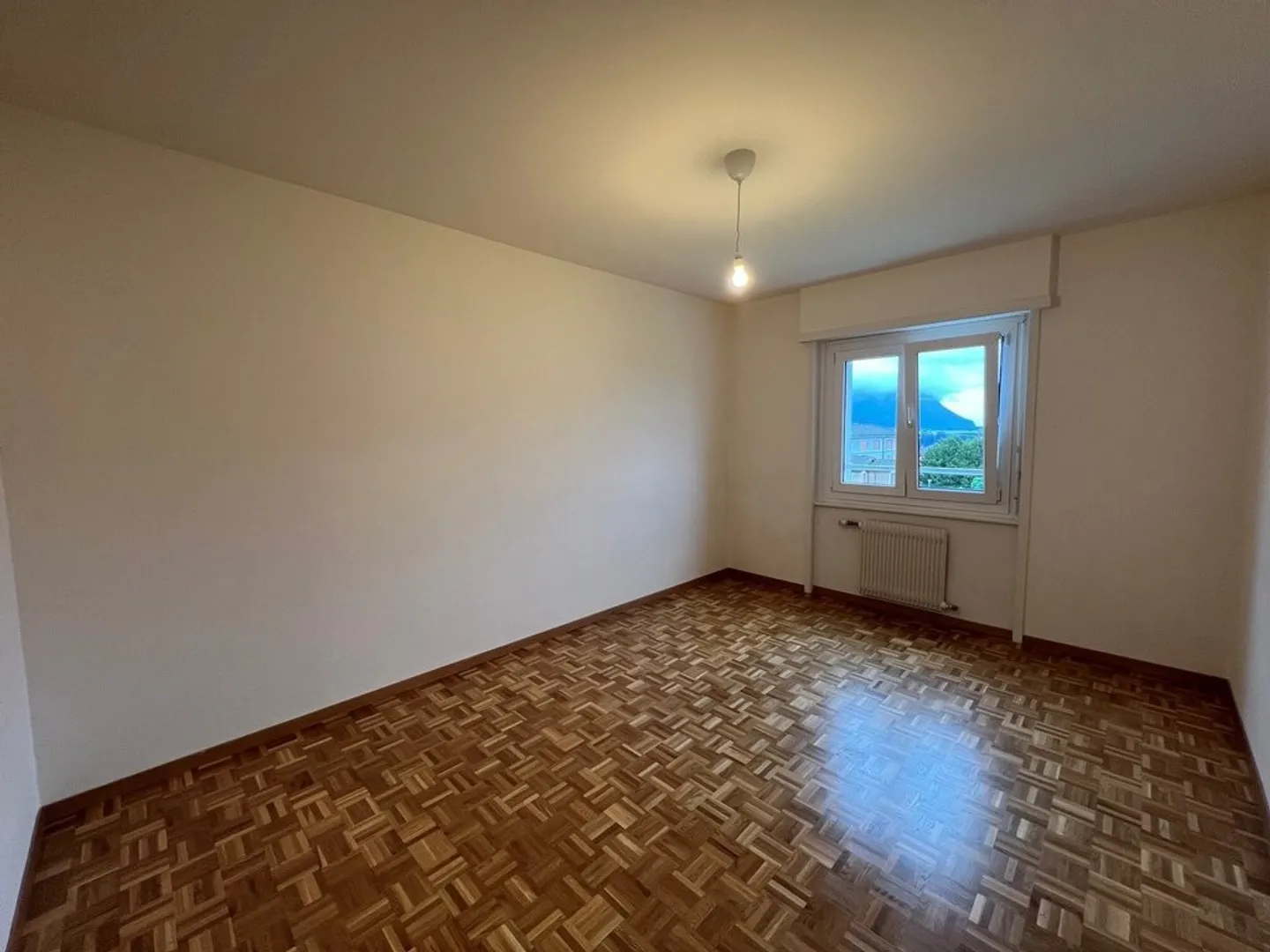Schöne 3-Zimmer-Wohnung in der Nähe des Bahnhofs - Foto 4 von 10