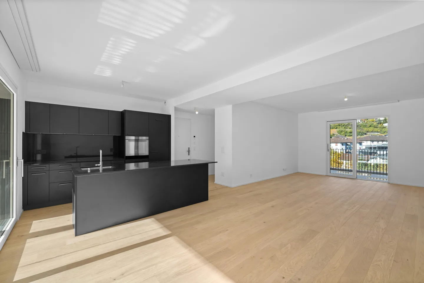 ATTIQUE D'EXCEPTION DE 4.5 PCES CENTRE-VILLE DE SIERRE - Photo 1 sur 17