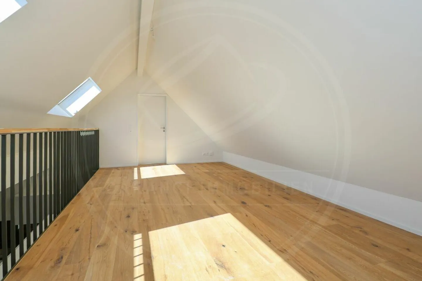 Vivere moderno su due livelli - Appartamento maisonette di 3 stanze con charme - Foto 7 di 12