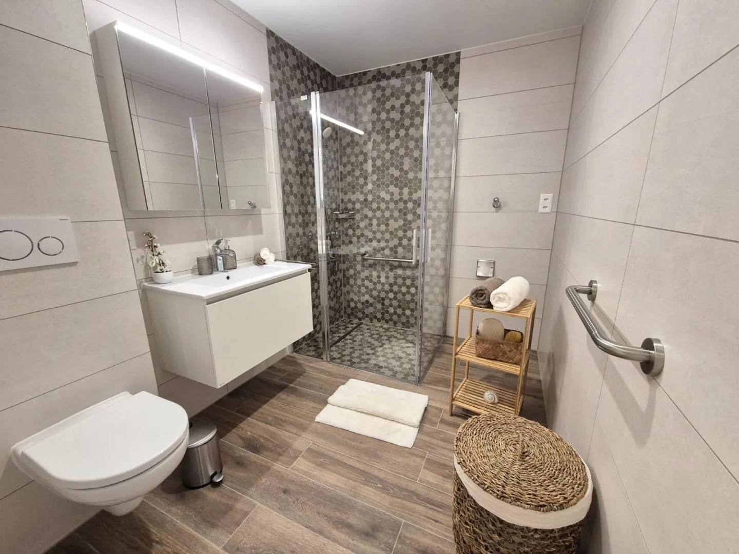 Charmant Appartement 2.5 pièces - Photo 3 sur 7