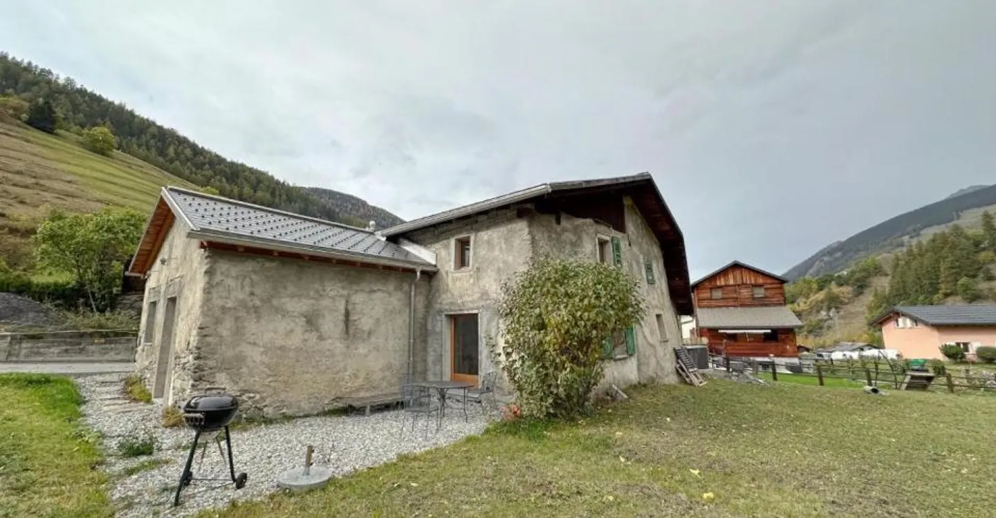 Villa indipendente 5.5 stanze a Liddes - Foto 1 di 11