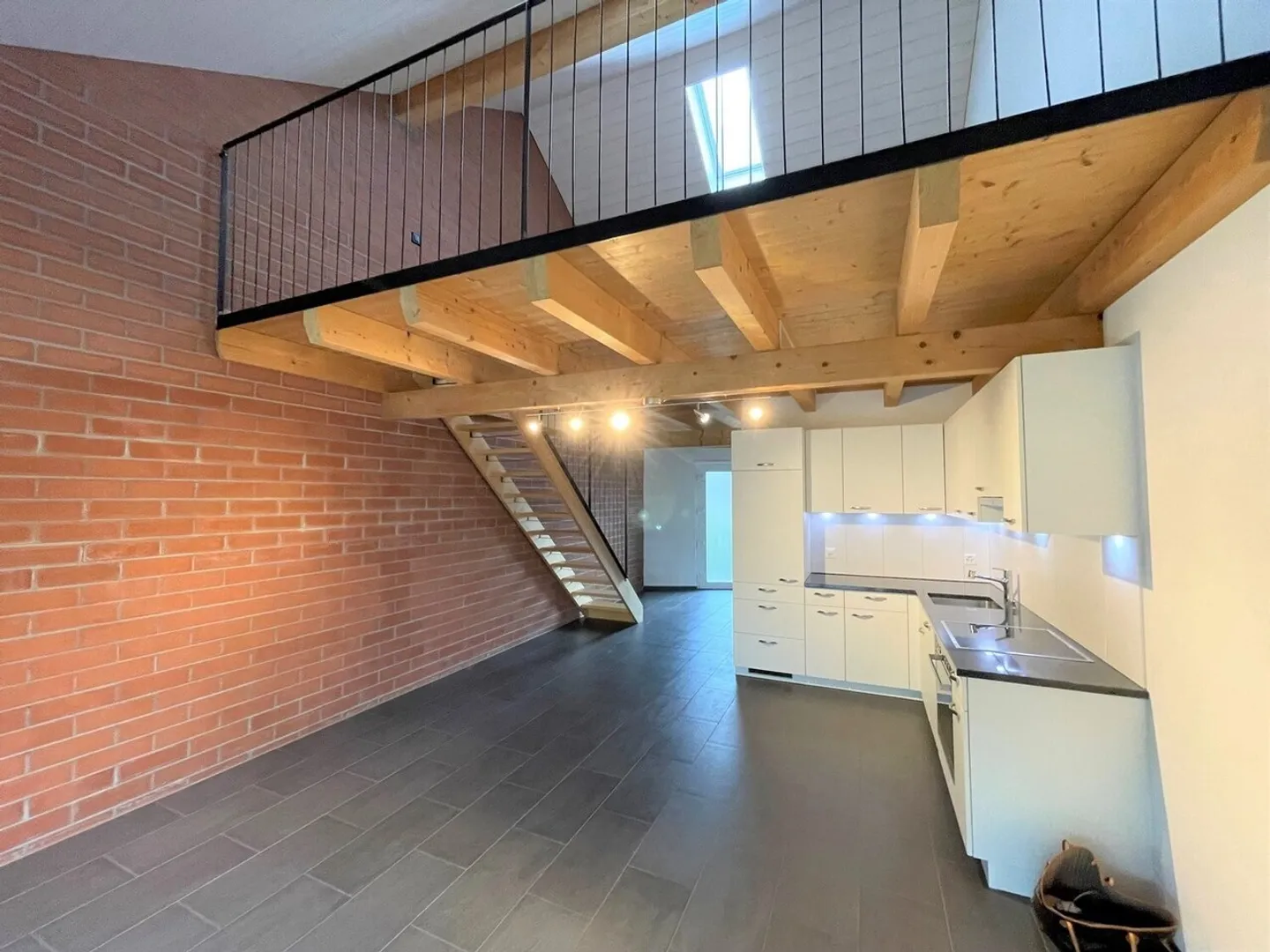 Modern Maisonette in Schüpfen - Photo 4 of 10
