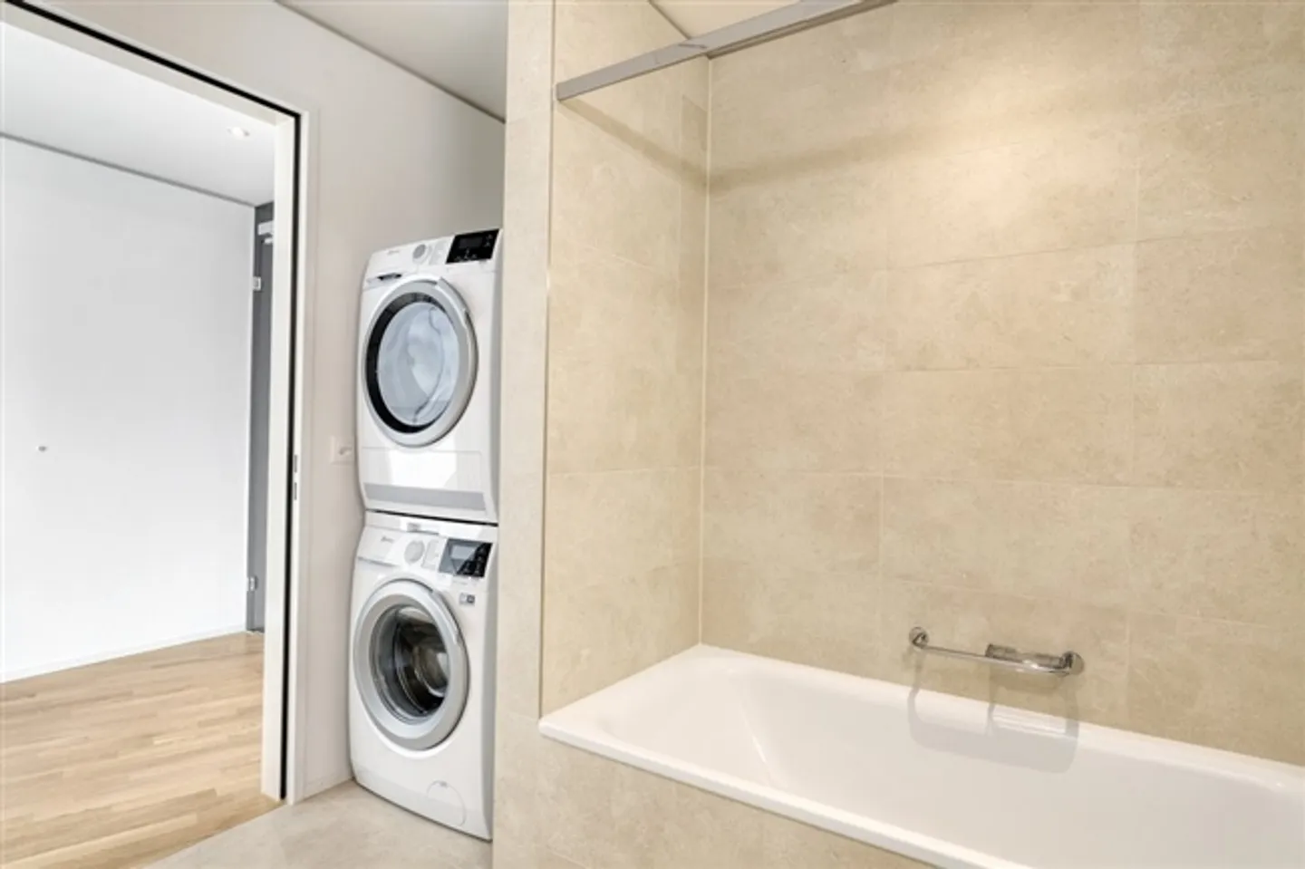 Vivere moderno nella Bäretower = unico e spettacolare - Foto 5 di 11