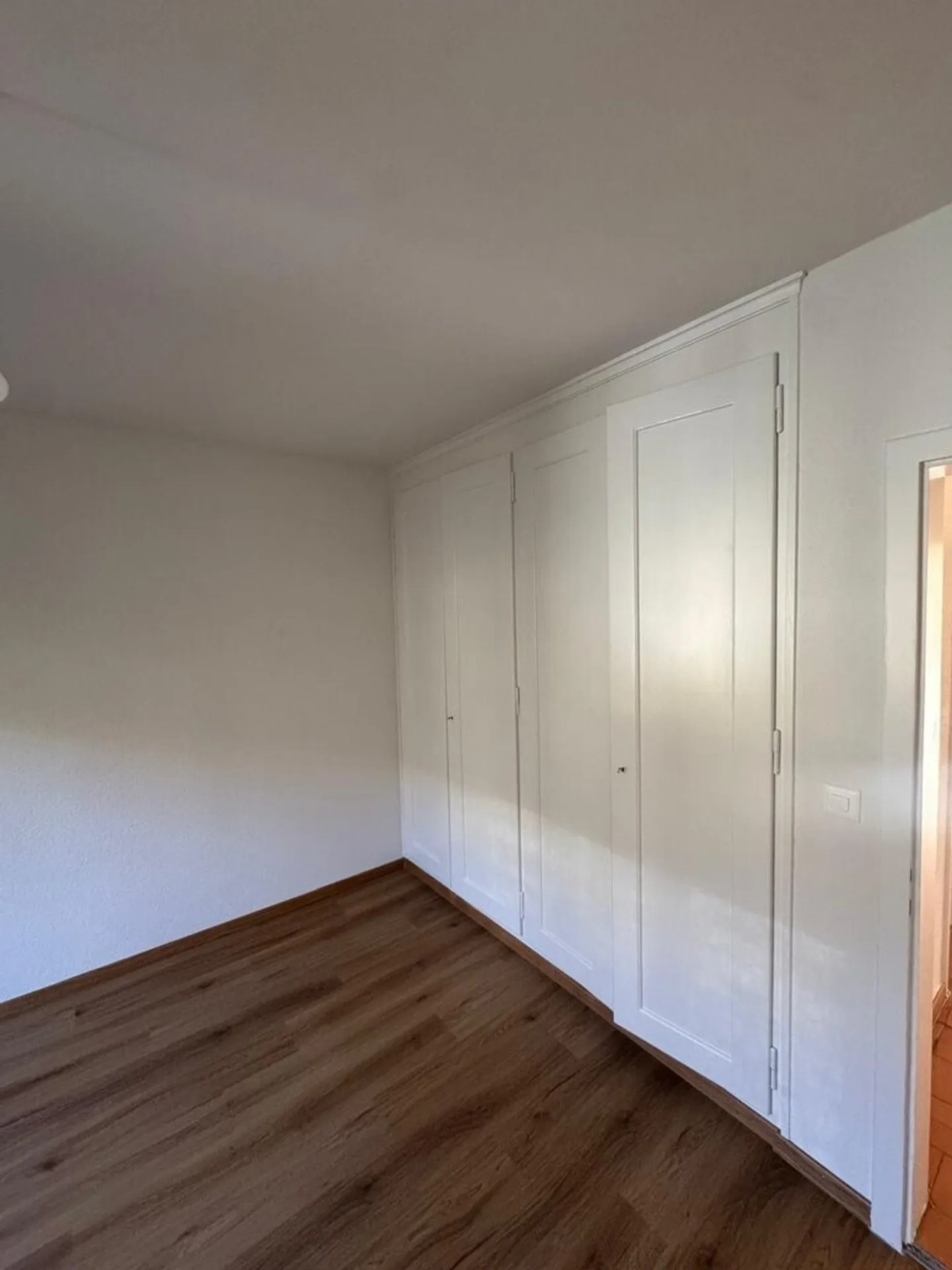 Appartement lumineux de 3 pièces avec balcon dans le quartier populaire de Sonnenhof - Photo 6 sur 12