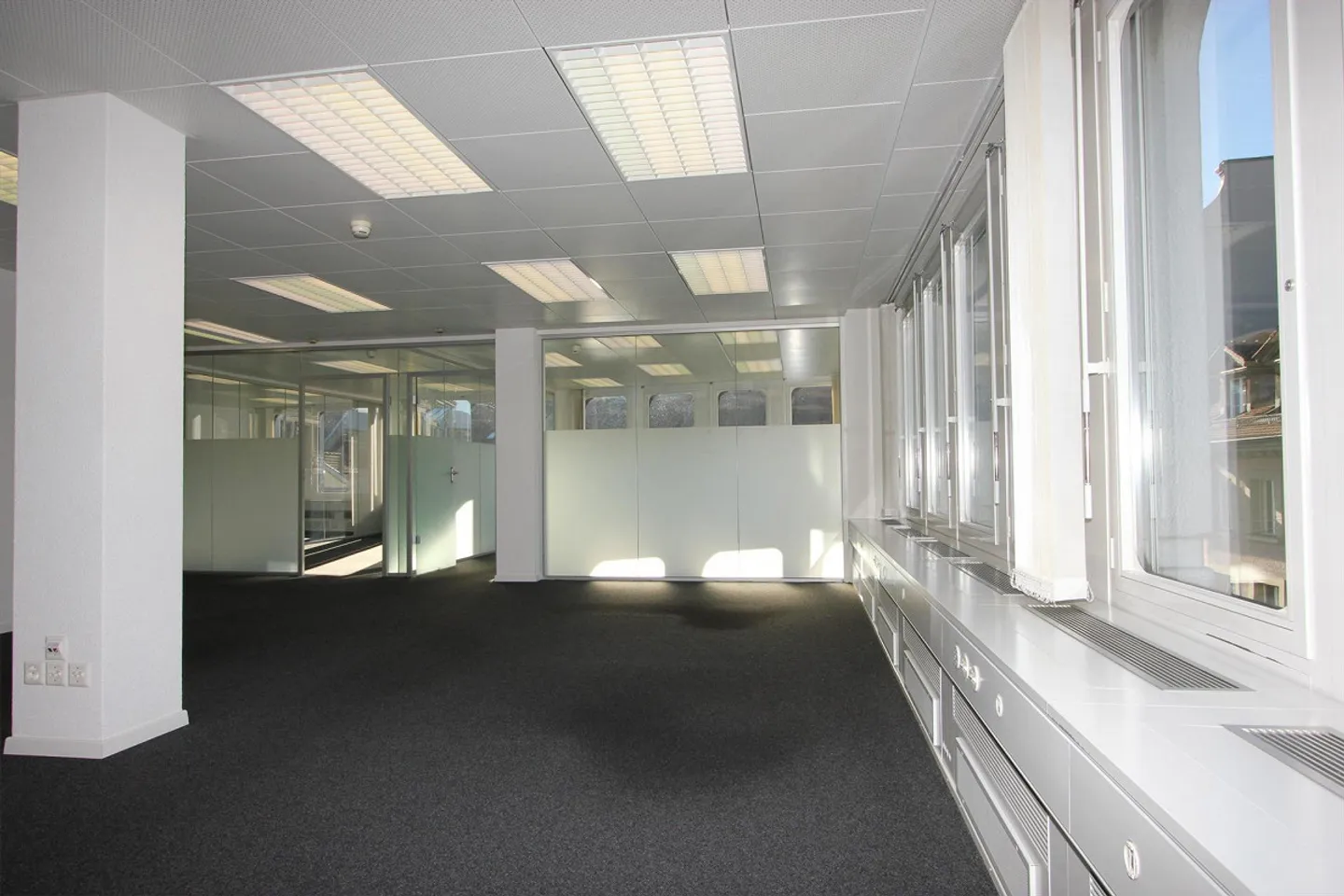 *Starthilfe von einem Nettomietzins* für die grosszügige Büro-/Gewerbe - Foto 7 von 10