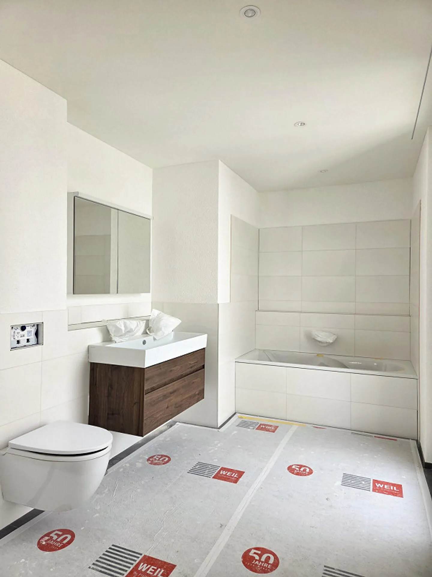 Modern 4.5-room penthouse apartment in a central location in Flawil - Photo 6 of 6