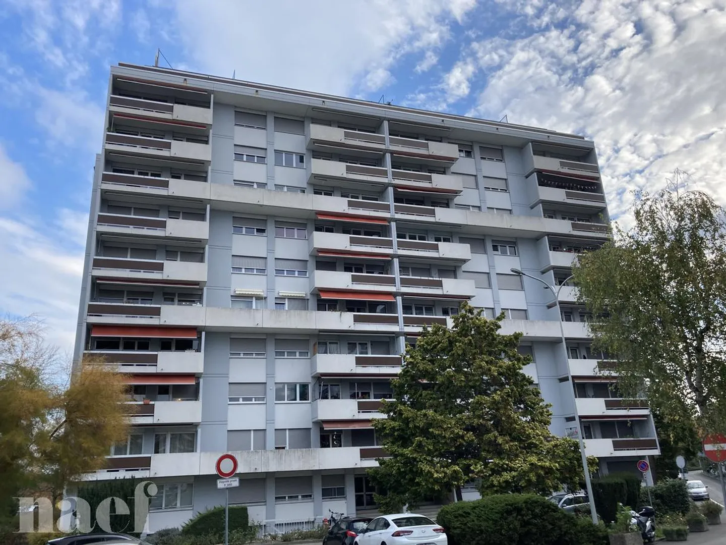 Appartement spacieux avec balcons - Photo 1 sur 12