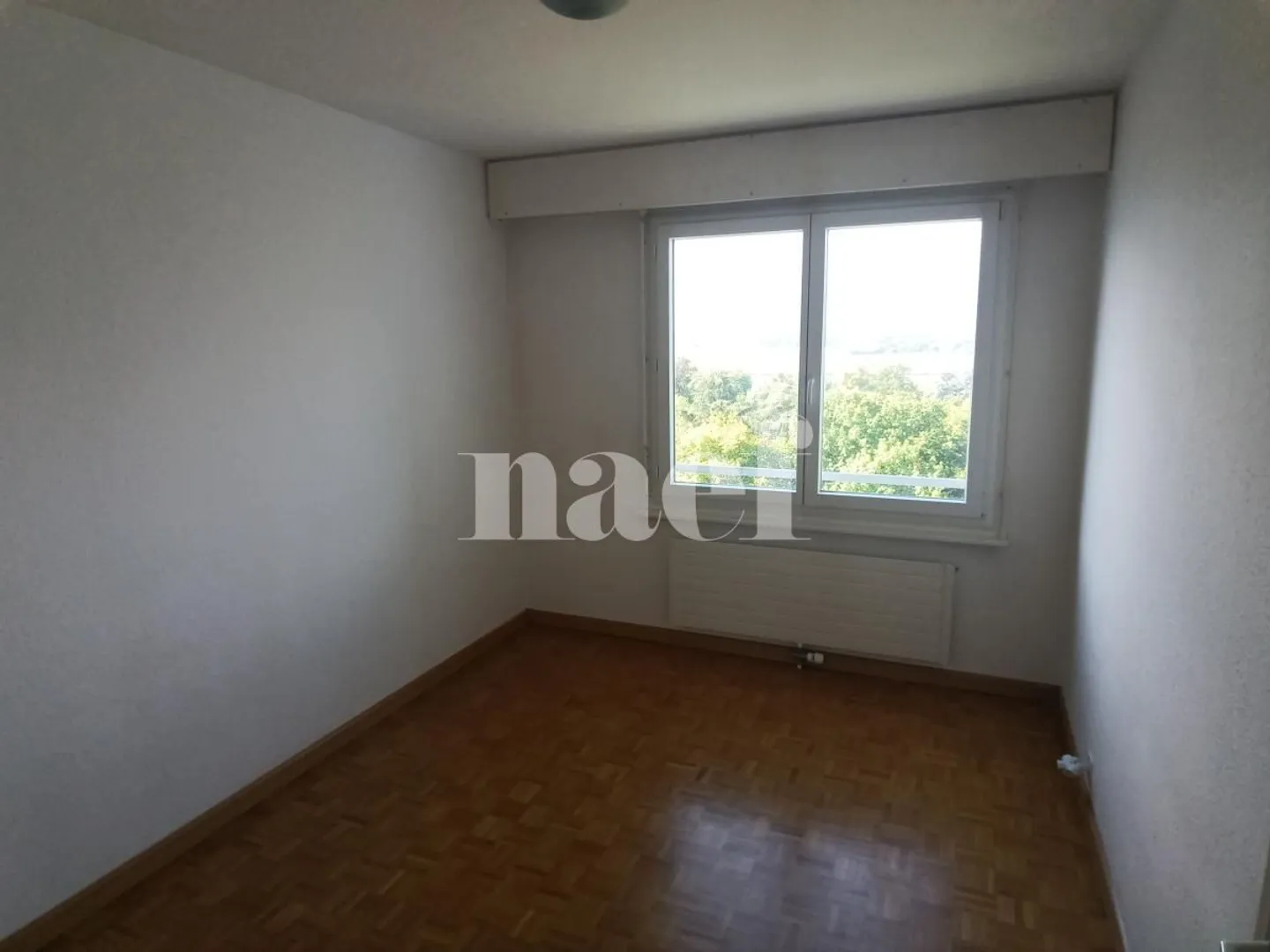 Appartement spacieux avec balcons - Photo 6 sur 12
