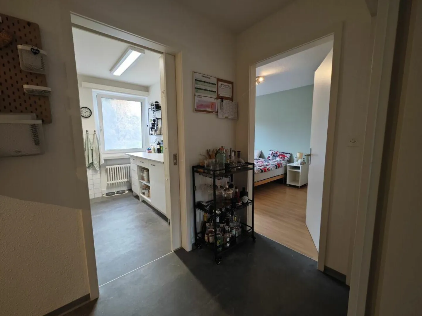 Central Living - Bright 3-Room Apartment near Rosenmatt Park - Photo 3 of 9