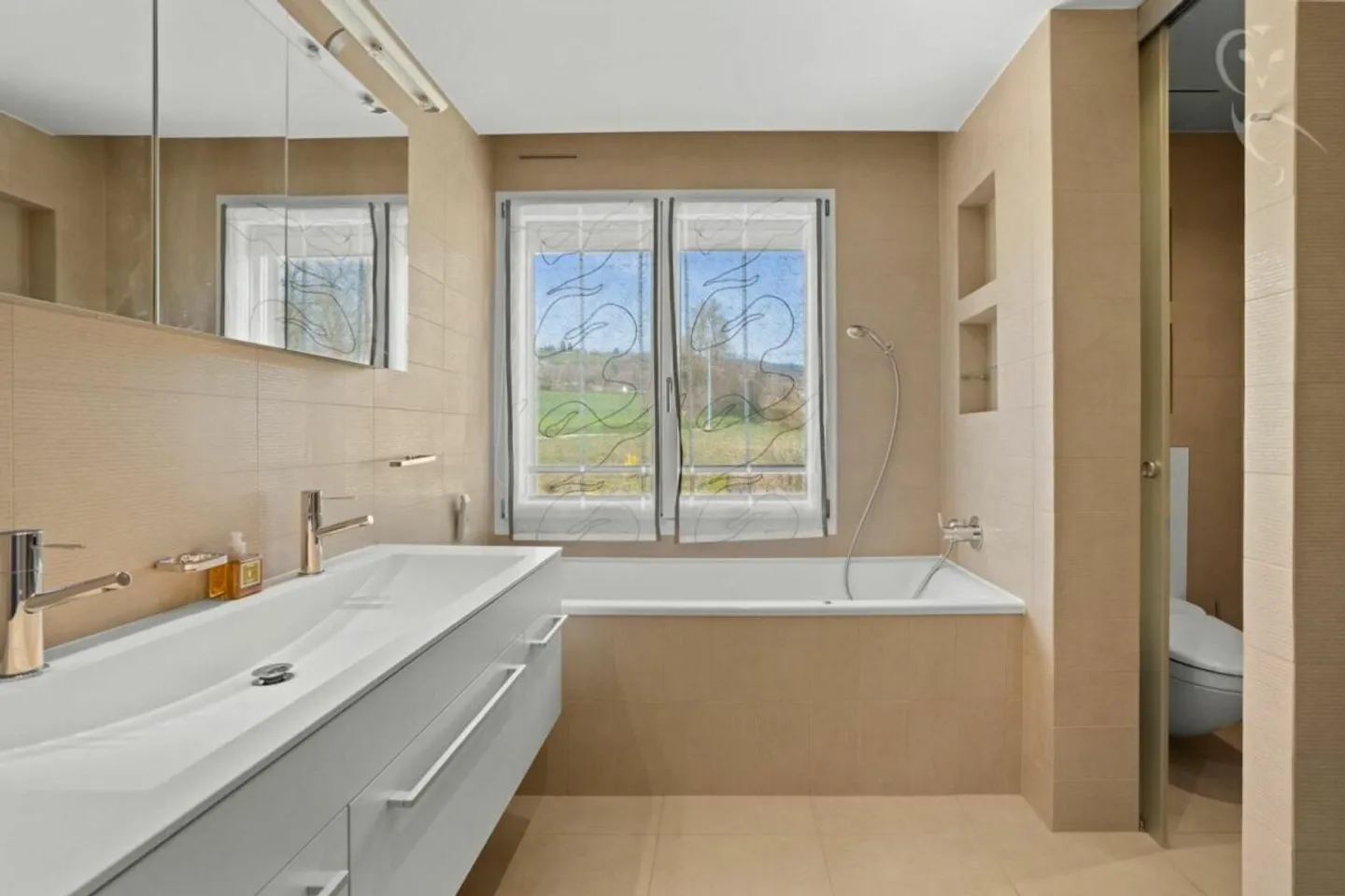 Appartamento 6.5 locali a Genolier - Foto 5 di 5