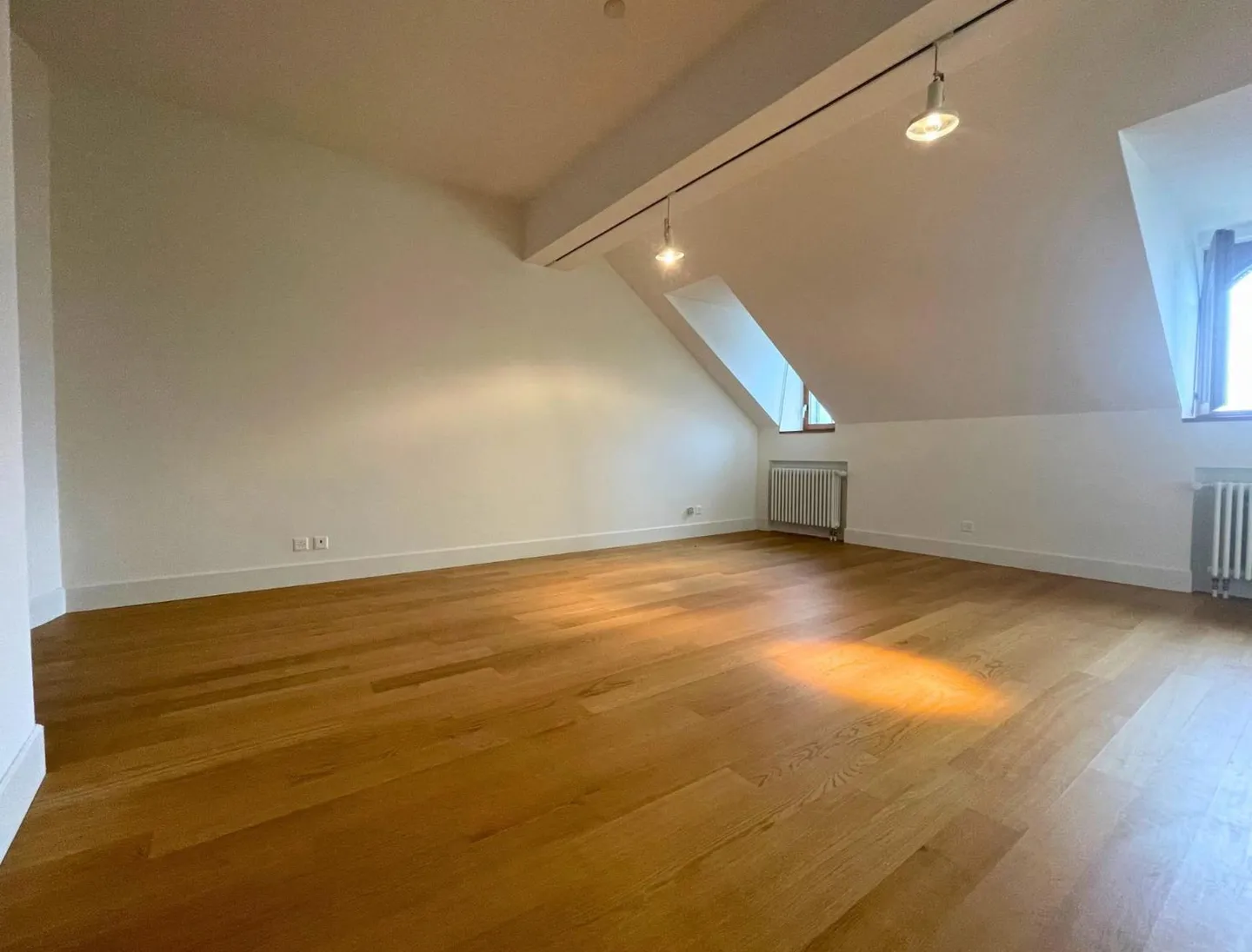 Charmante Wohnung mit Seeblick - Foto 3 von 7