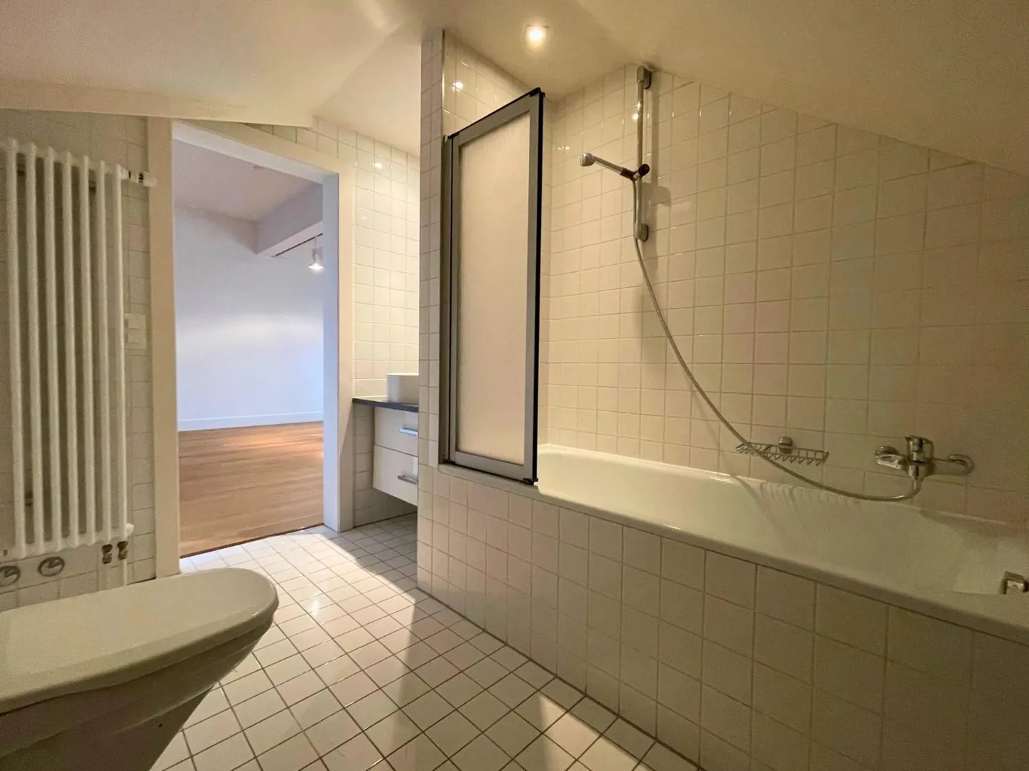 Charmante Wohnung mit Seeblick - Foto 7 von 7