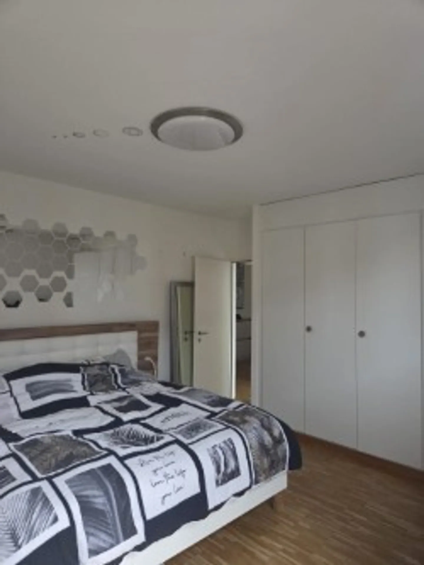 6.5-room apartment located in Vernier - Photo 5 of 8