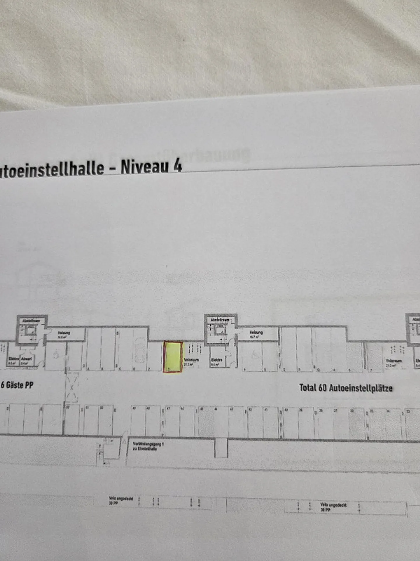 Apartment with 3 1/2 rooms on the ground floor and basement - Photo 4 of 27