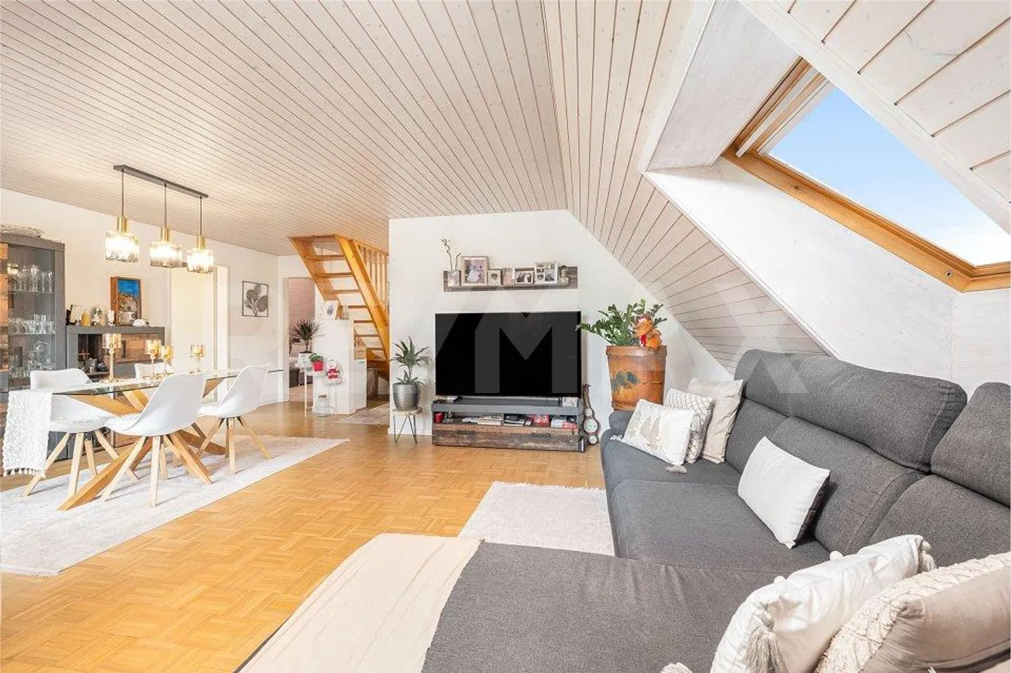 «5.5 Room apartment» - Photo 2 sur 12