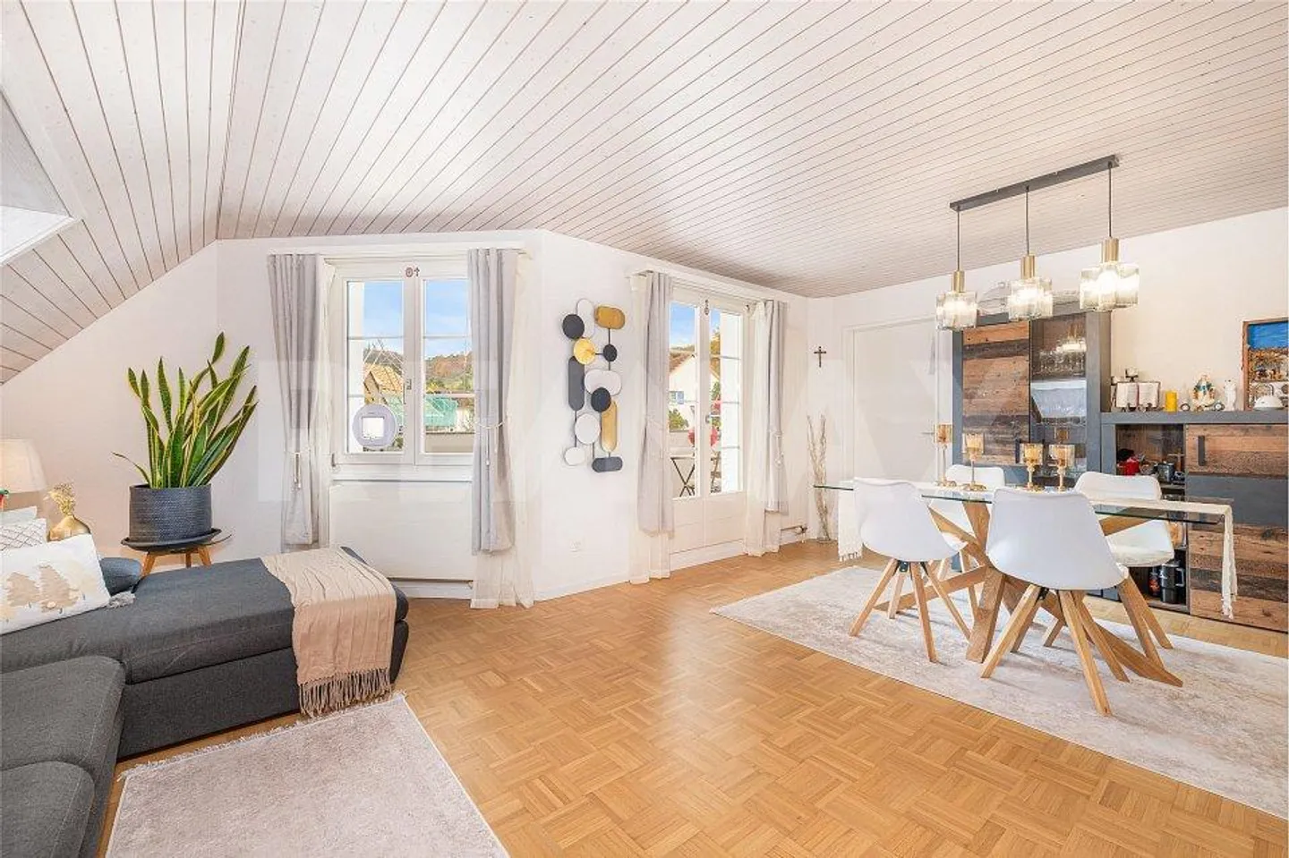 «5.5 Room apartment» - Photo 4 sur 12