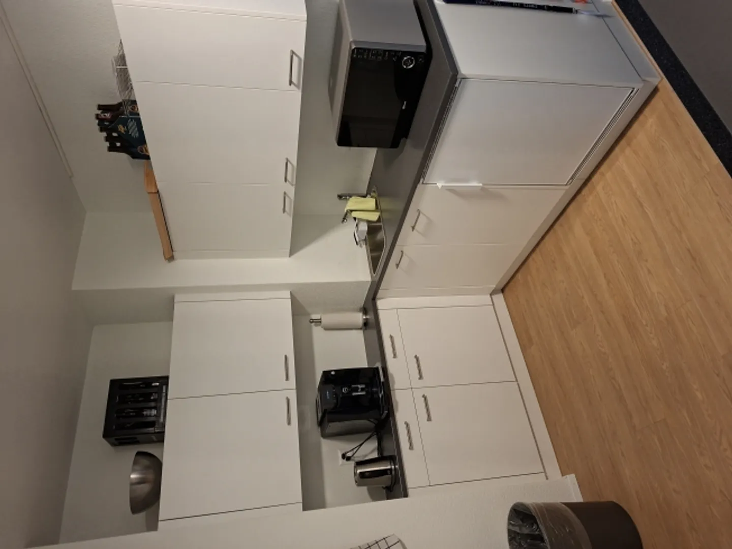 Zentrale Büroarbeitsplätze in Bern - Foto 7 von 9