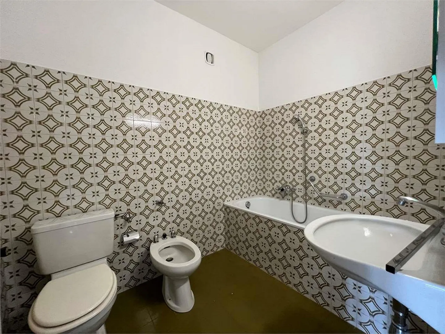 Rif. 2429 Chiasso in locazione 3.5 locali - Foto 10 di 12