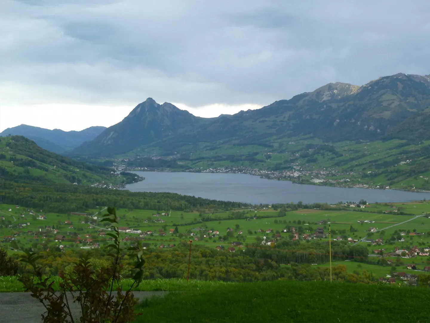 Maisonette apartment in chalet with stunning views in a sunny location - Photo 3 of 18