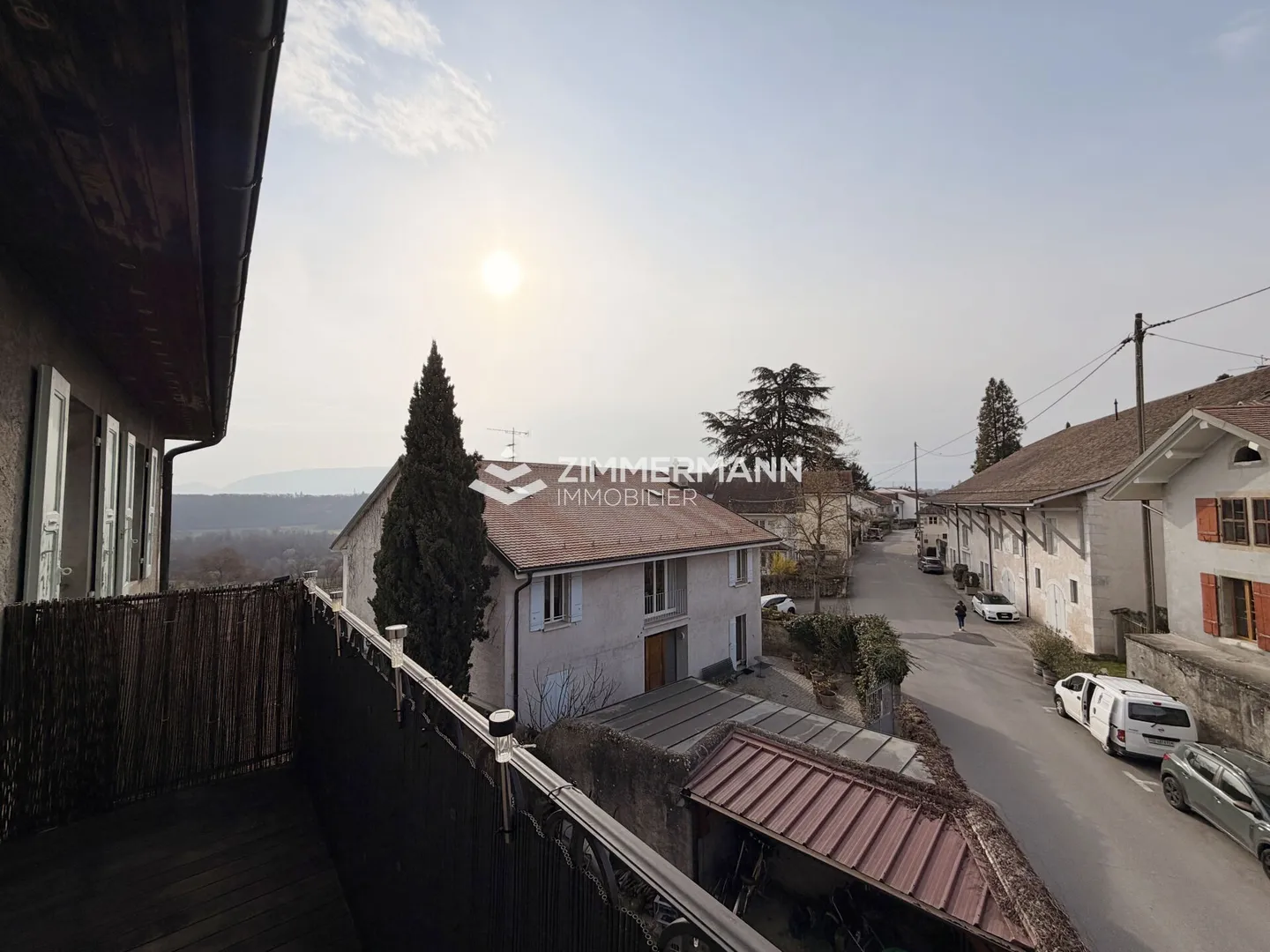 Duplex spacieux à Russin - Photo 2 sur 10