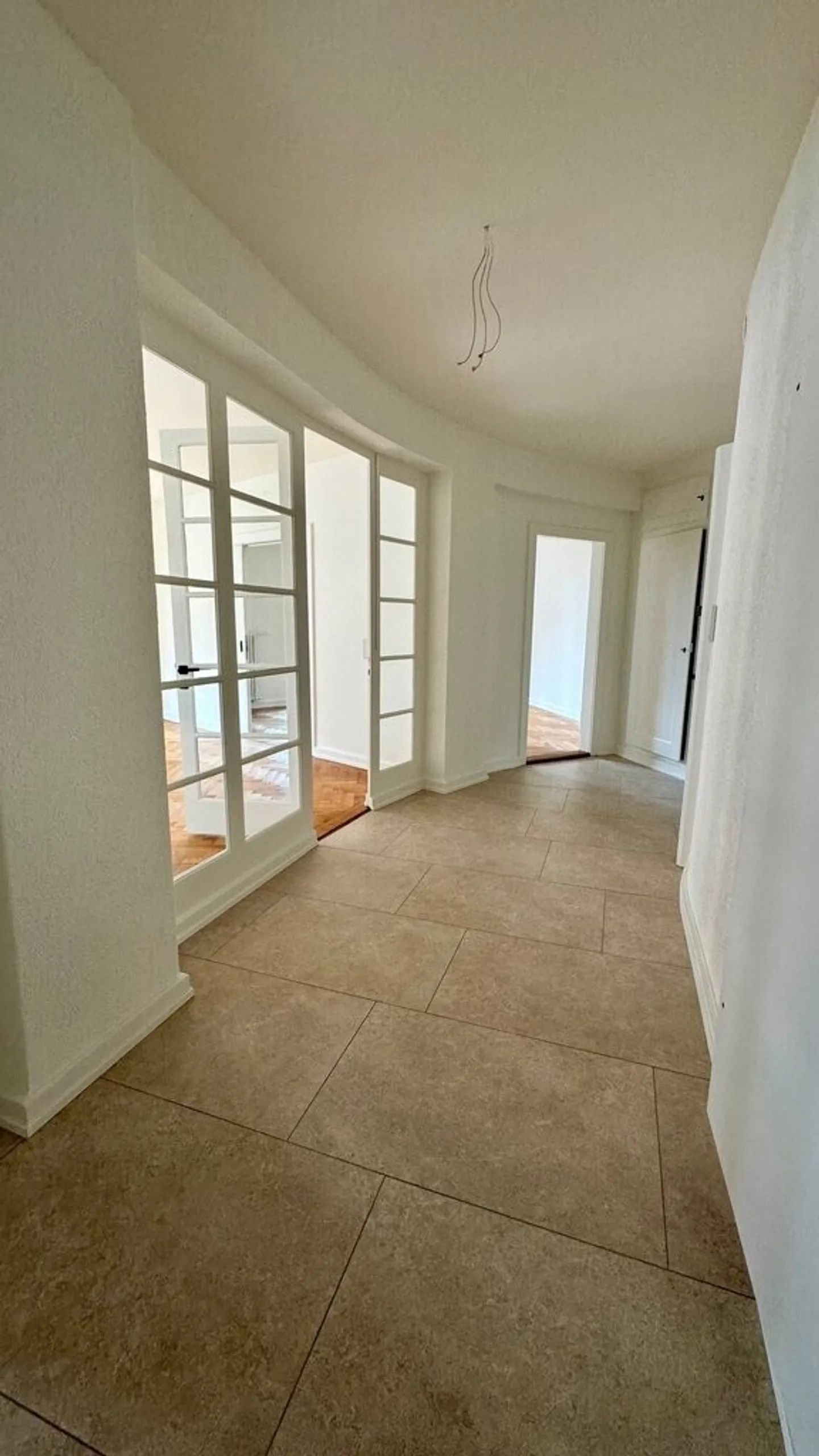 Beautiful Living - Photo 7 of 7