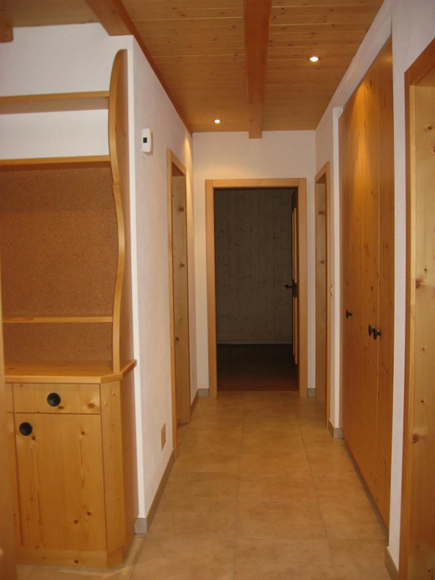 Maisonette apartment in chalet with stunning views in a sunny location - Photo 12 of 18