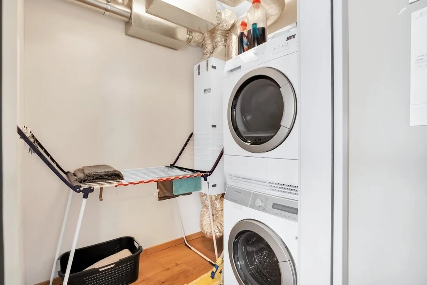 Here ends your apartment search - Photo 11 of 12