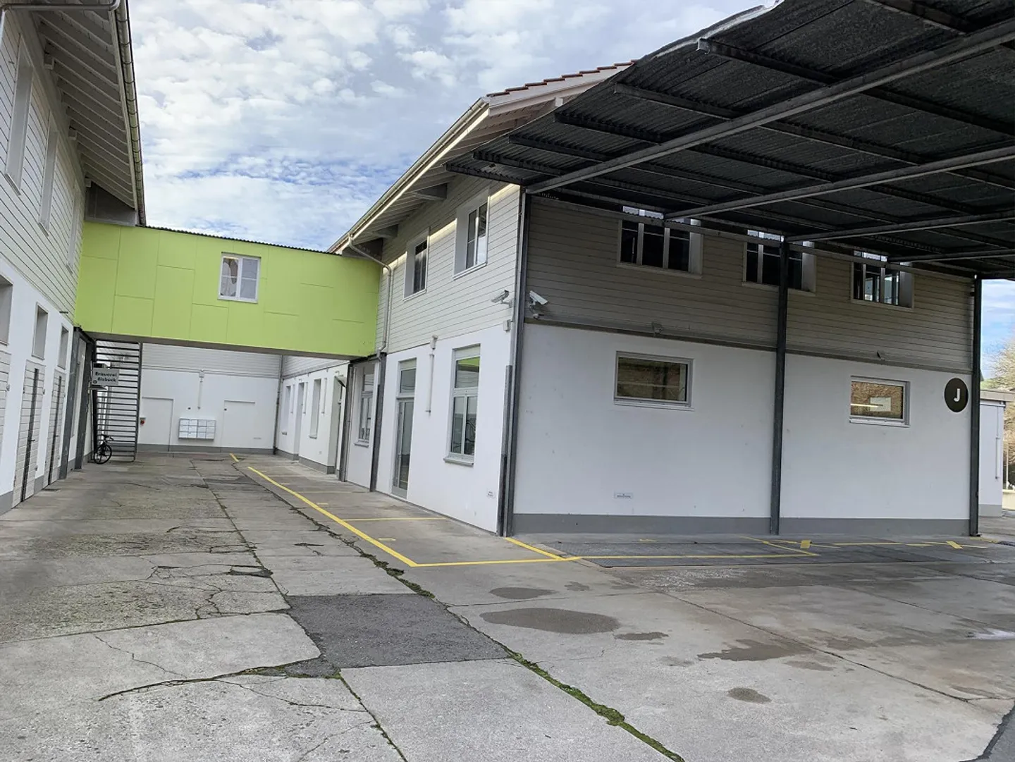 Ufficio/Spazio Commerciale al 1° Piano Edificio J 38 m2 - Foto 1 di 4