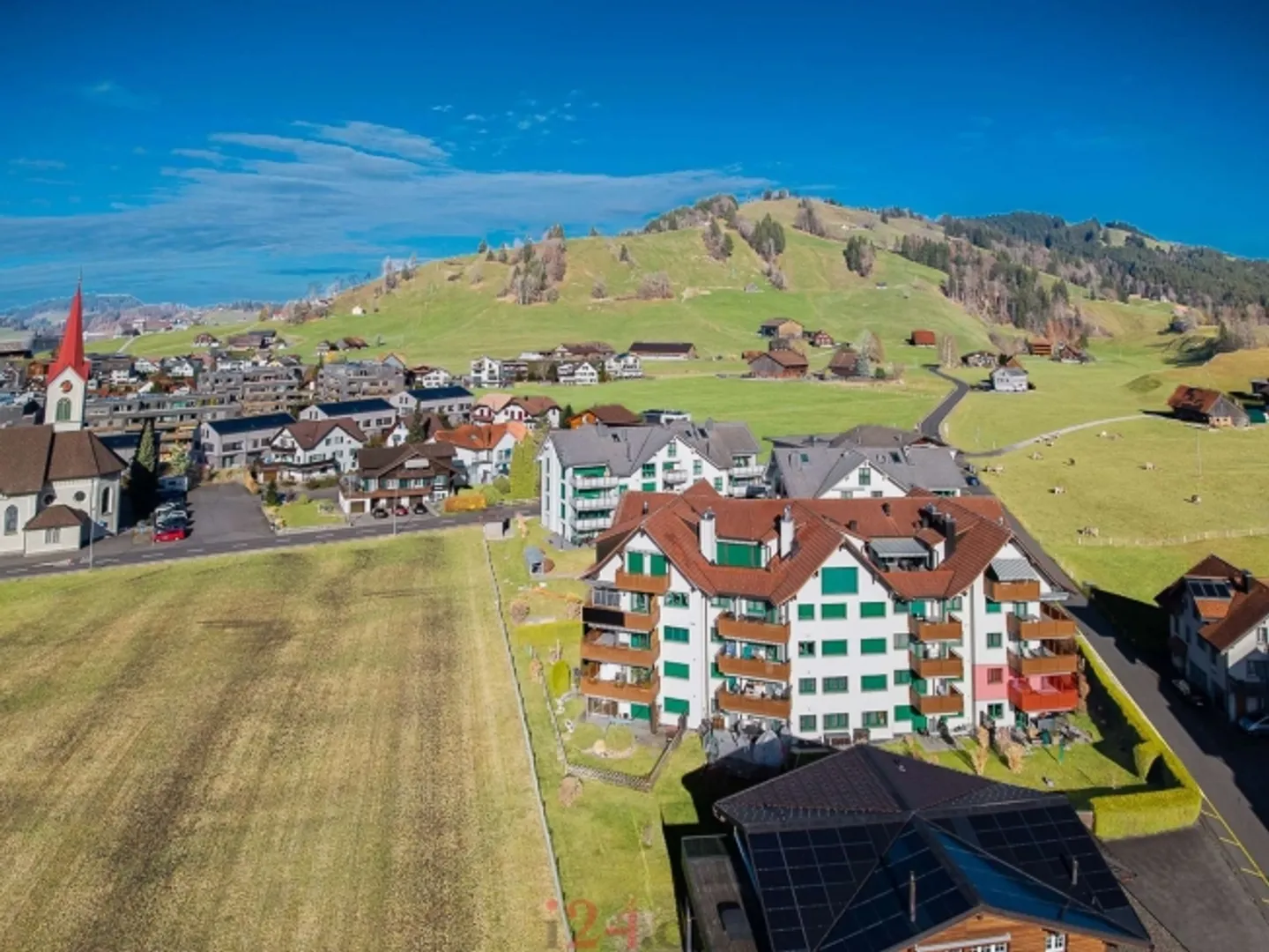 Appartement lumineux de 4,5 pièces avec vue sur le lac et panorama alpin - Photo 2 sur 12