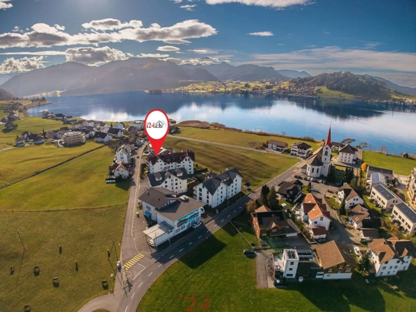 Appartement lumineux de 4,5 pièces avec vue sur le lac et panorama alpin - Photo 4 sur 12
