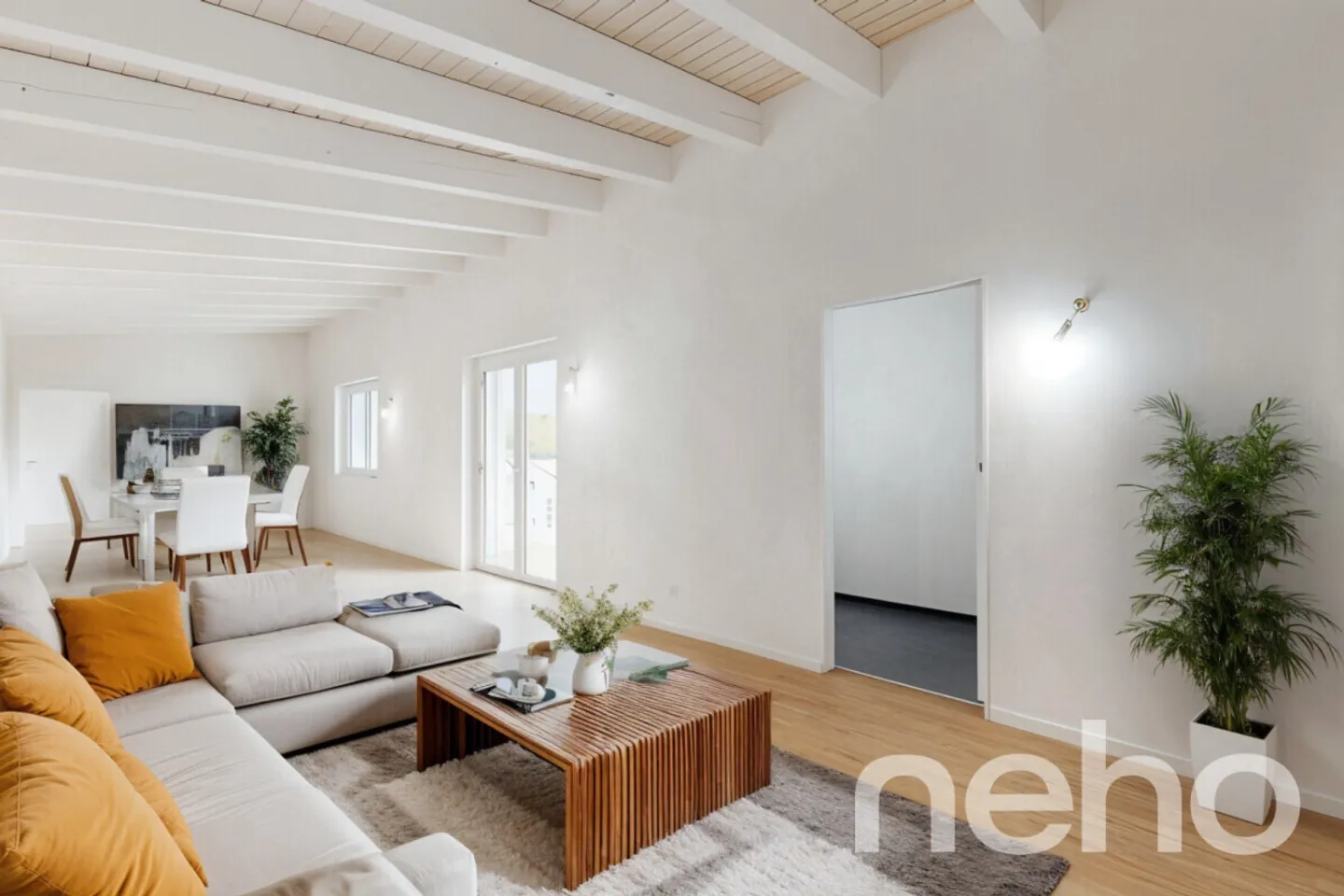 Magnificent fully renovated 4.5-room apartment with balcony! - Photo 2 of 13