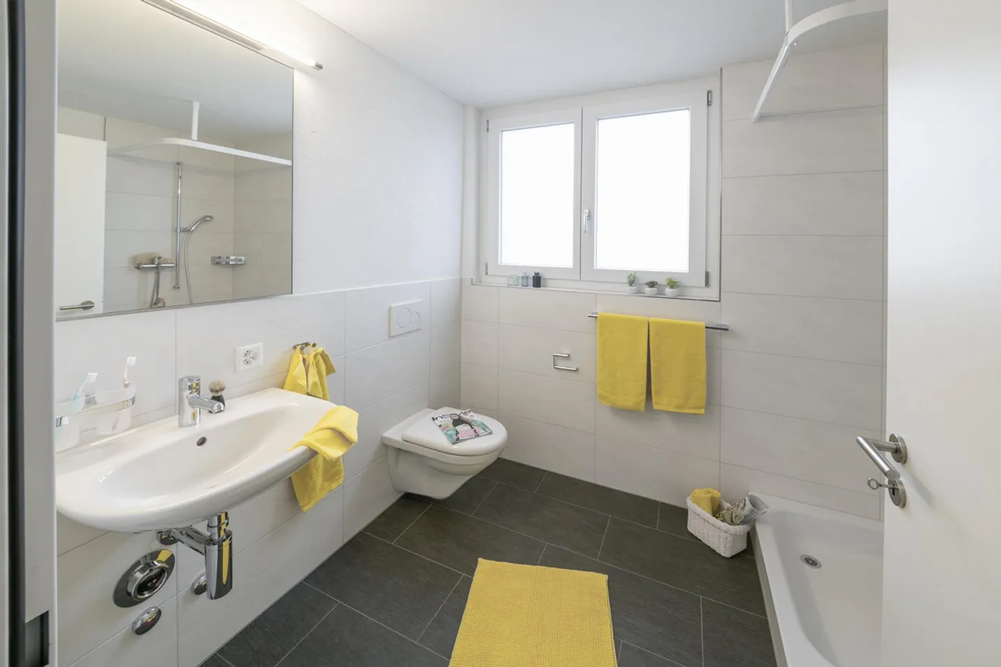 Schöne 2.5-Zimmer-Wohnung in Langwiesen! - Foto 3 von 8