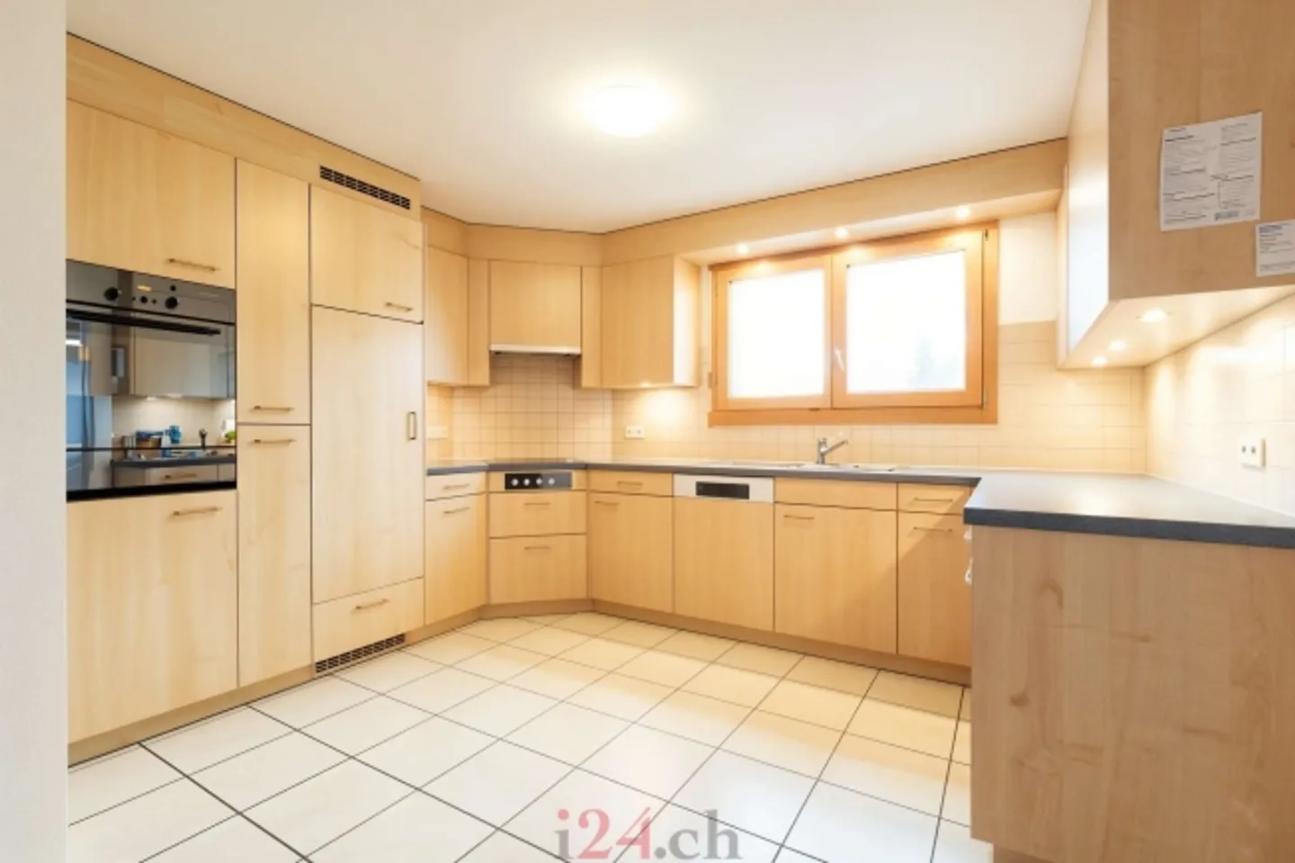 Appartement lumineux de 4,5 pièces avec vue sur le lac et panorama alpin - Photo 6 sur 12