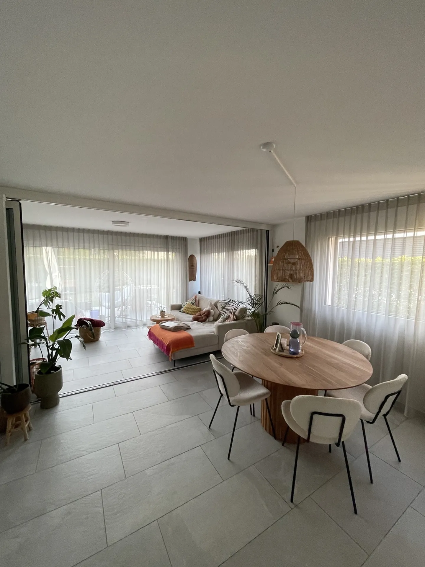 Smart Home Wohnung in Aesch - Foto 1 von 10