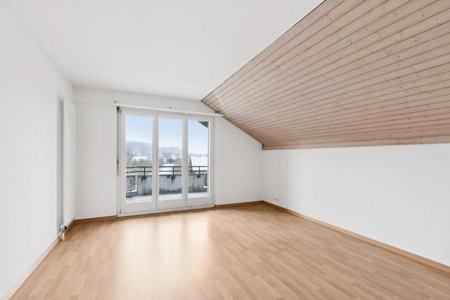 Geräumige Familienwohnung in ruhiger Lage - Foto 6 von 8