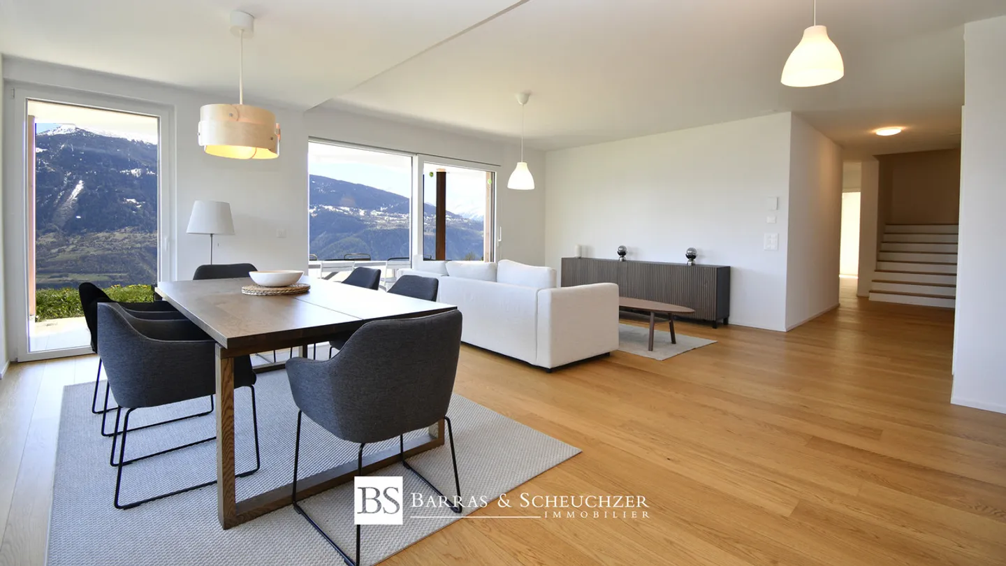 Luxury Chalet Apartment in Lens - Photo 1 of 10