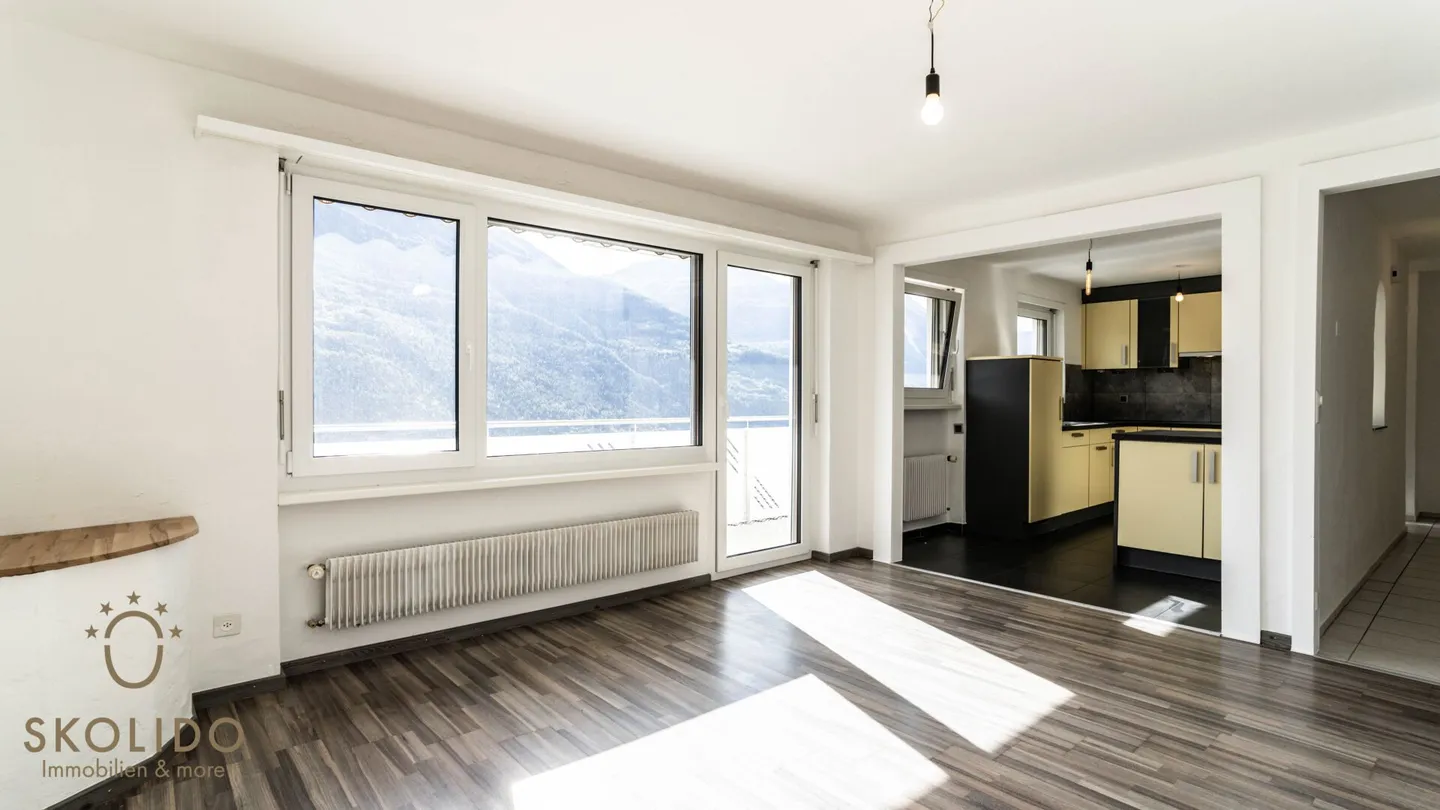 Appartamento 4,5 locali completamente ristrutturato con vista sulla valle del Rodano - Foto 1 di 20
