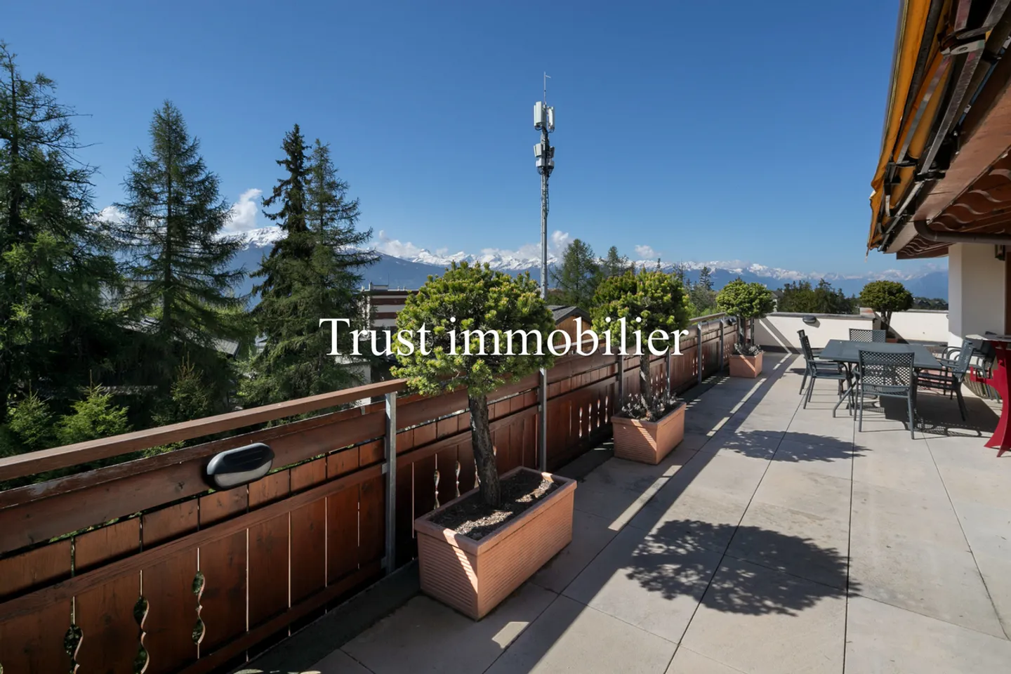 5043. Bellissimo Attico-Duplex con vista sul Lago Grenon - Foto 12 di 27