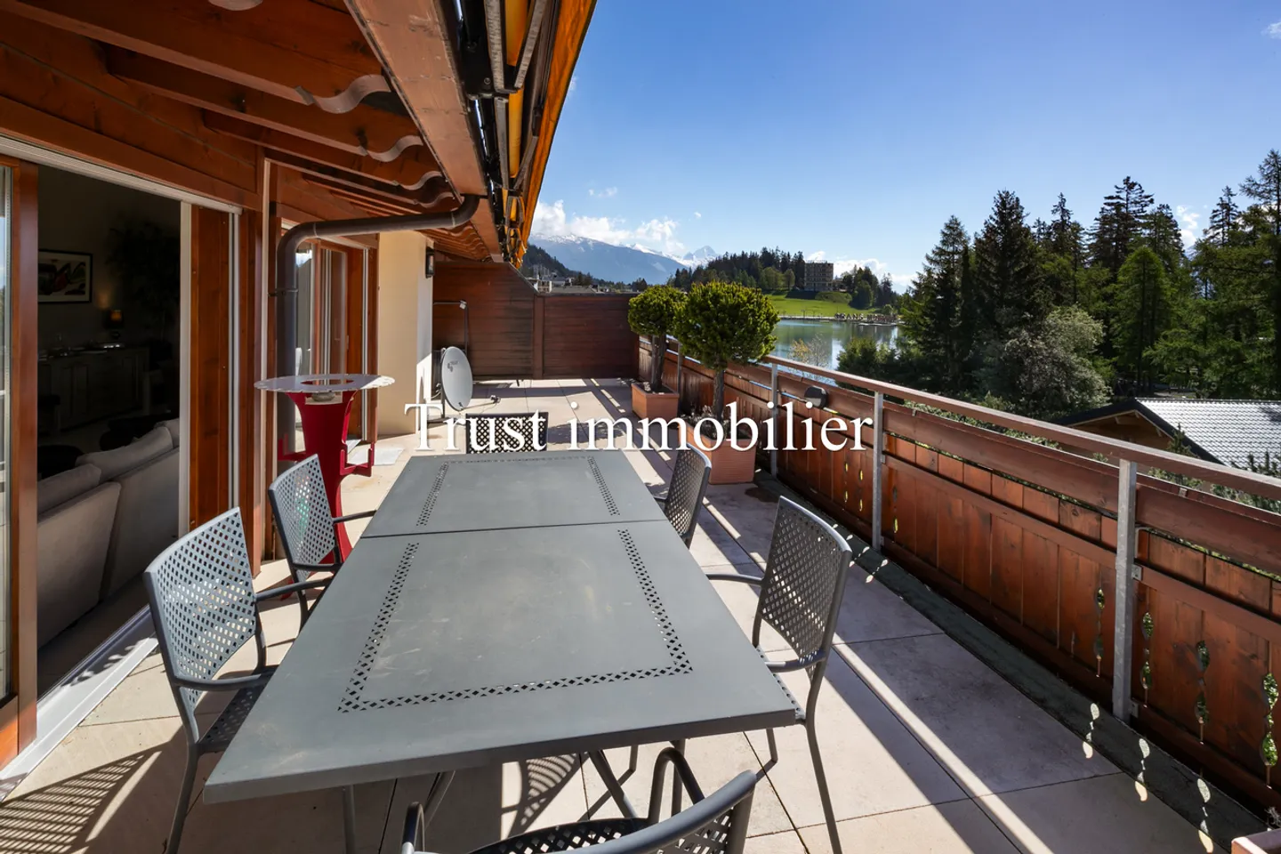 5043. Bellissimo Attico-Duplex con vista sul Lago Grenon - Foto 13 di 27