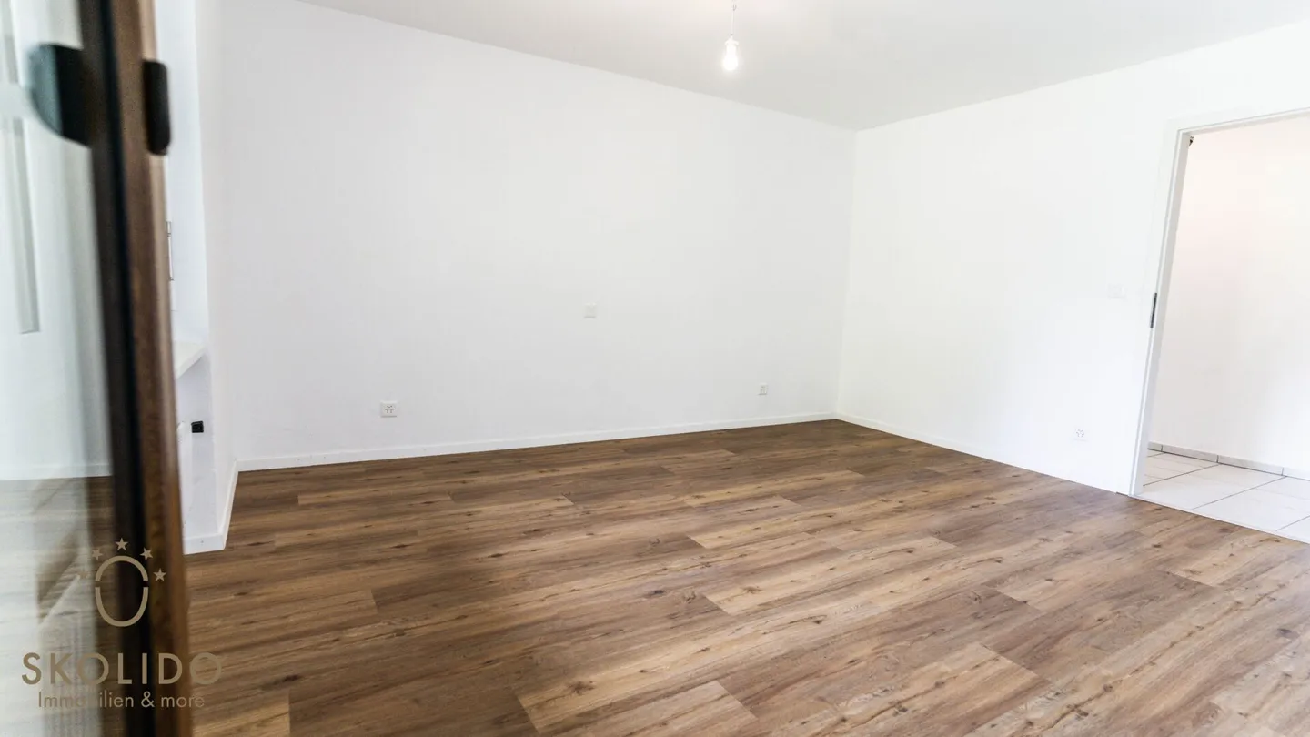 Appartamento 4,5 locali completamente ristrutturato con vista sulla valle del Rodano - Foto 2 di 20