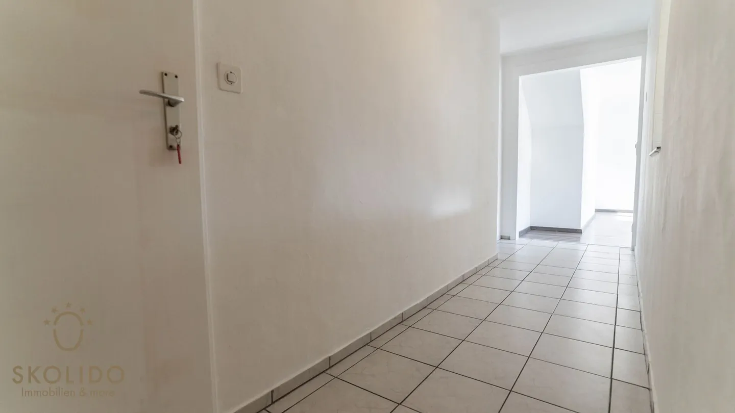 Appartamento 4,5 locali completamente ristrutturato con vista sulla valle del Rodano - Foto 12 di 20