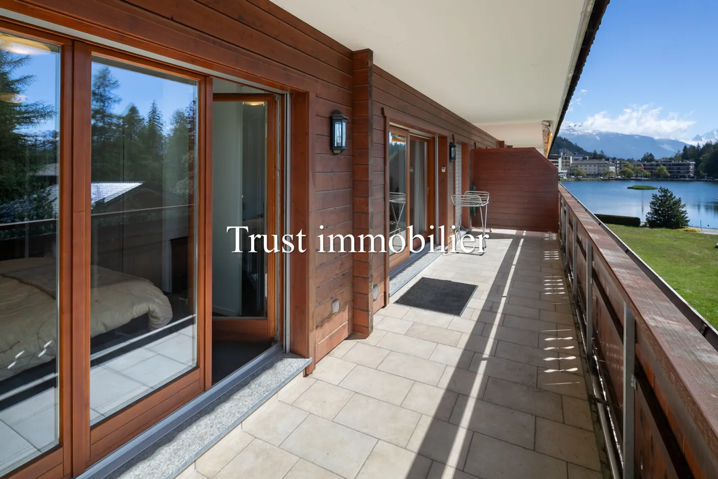 5043. Bellissimo Attico-Duplex con vista sul Lago Grenon - Foto 19 di 27
