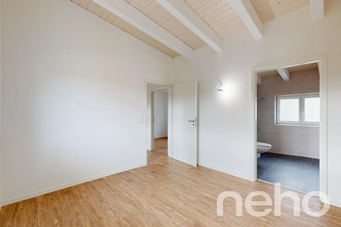 Magnificent fully renovated 4.5-room apartment with balcony! - Photo 9 of 13