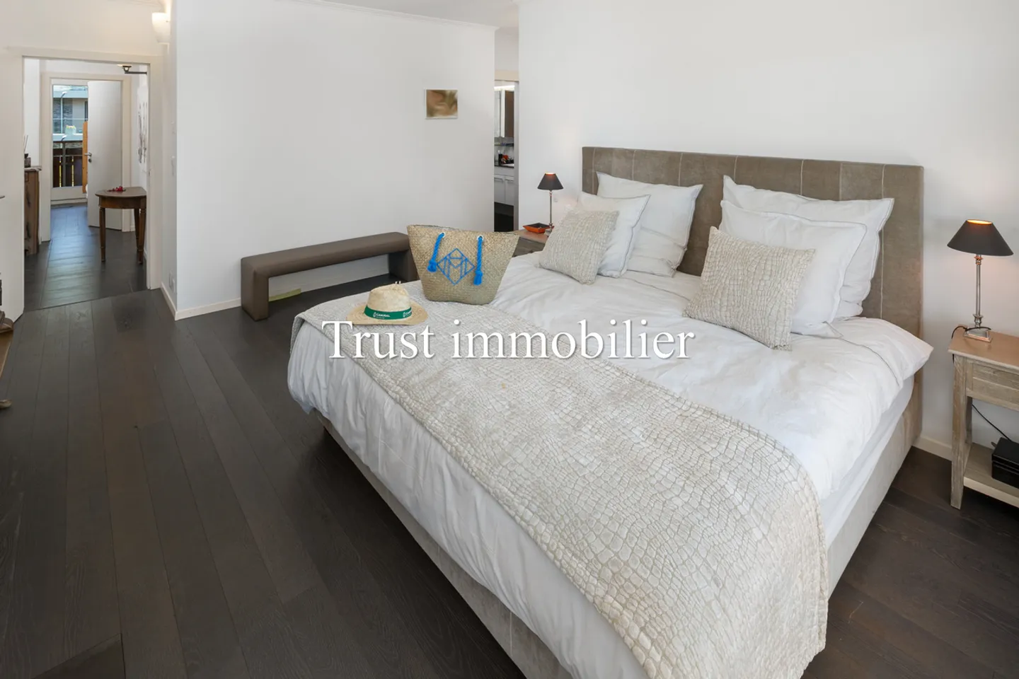 5043. Bellissimo Attico-Duplex con vista sul Lago Grenon - Foto 21 di 27