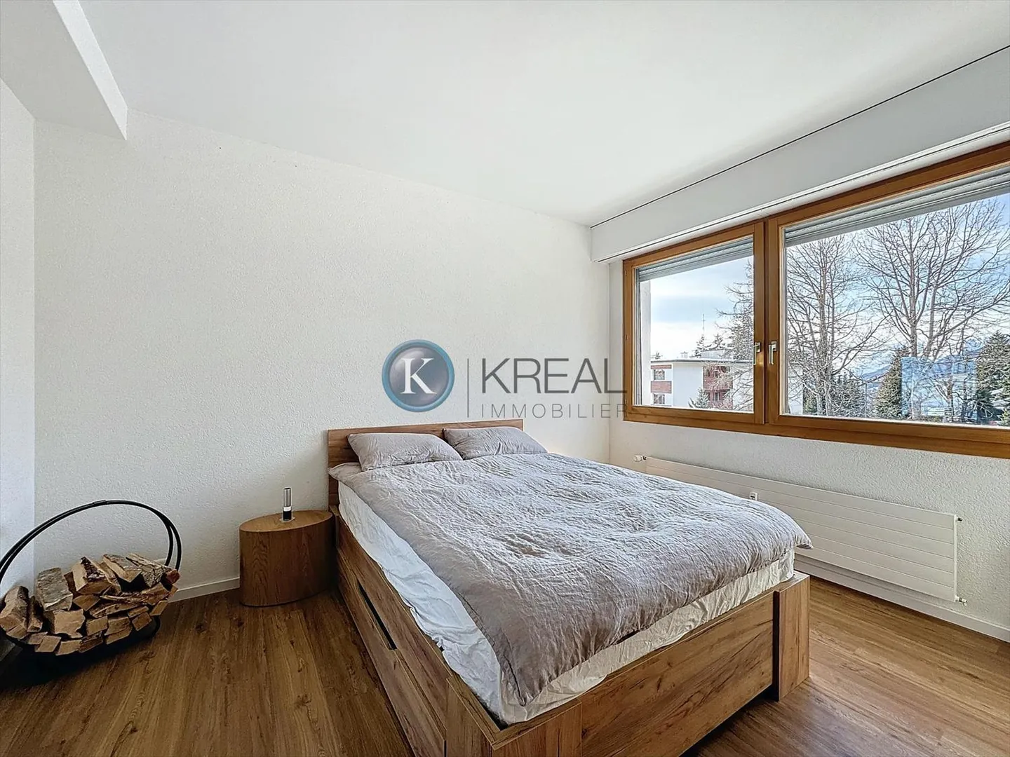 Stunning 3.5 Room Apartment with Breathtaking Views of the Alps - Photo 6 of 11