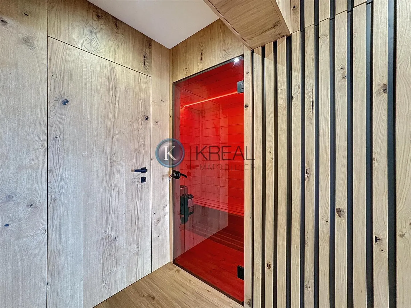 Stunning 3.5 Room Apartment with Breathtaking Views of the Alps - Photo 10 of 11