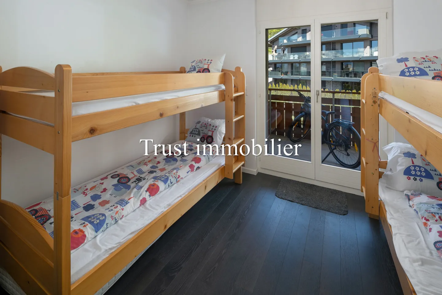 5043. Bellissimo Attico-Duplex con vista sul Lago Grenon - Foto 24 di 27