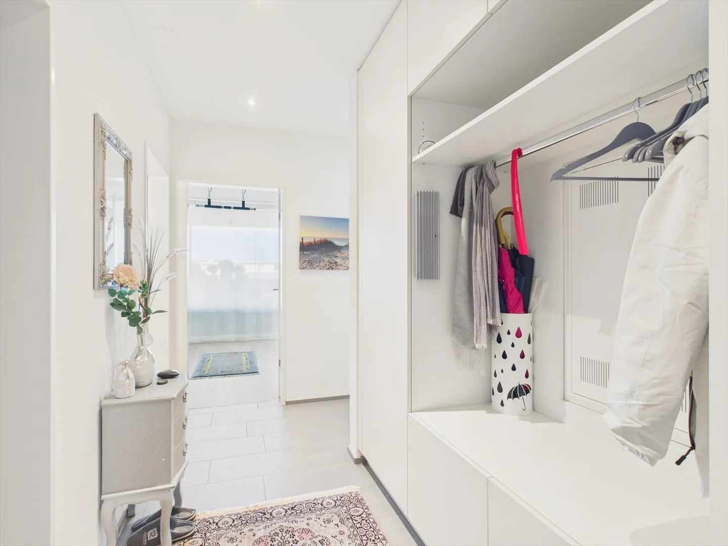 Appartement lumineux de 2,5 pièces avec grande terrasse à Staad - Photo 8 sur 13