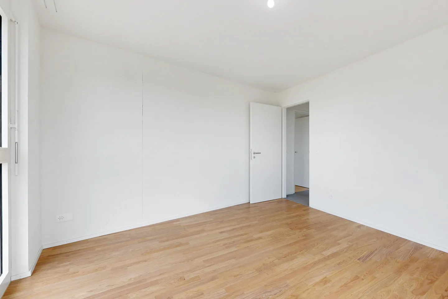 Appartamento attico di 5.5 stanze a Chêne Park a Renens - Foto 6 di 7